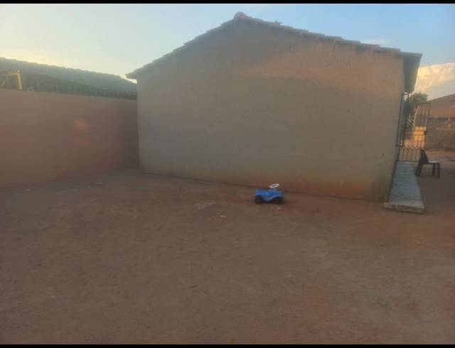 2 BEDROOM HOUSE FOR SALE IN SOSHANGUVE P
